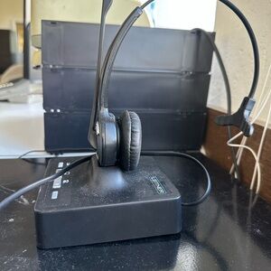 Black Wireless Headset